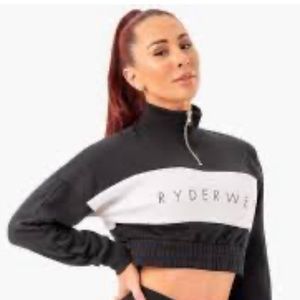 Ryderwear Athletic Wear Crop Zip Top with Elastic Band Waist- Zip Arm Pouch-XL